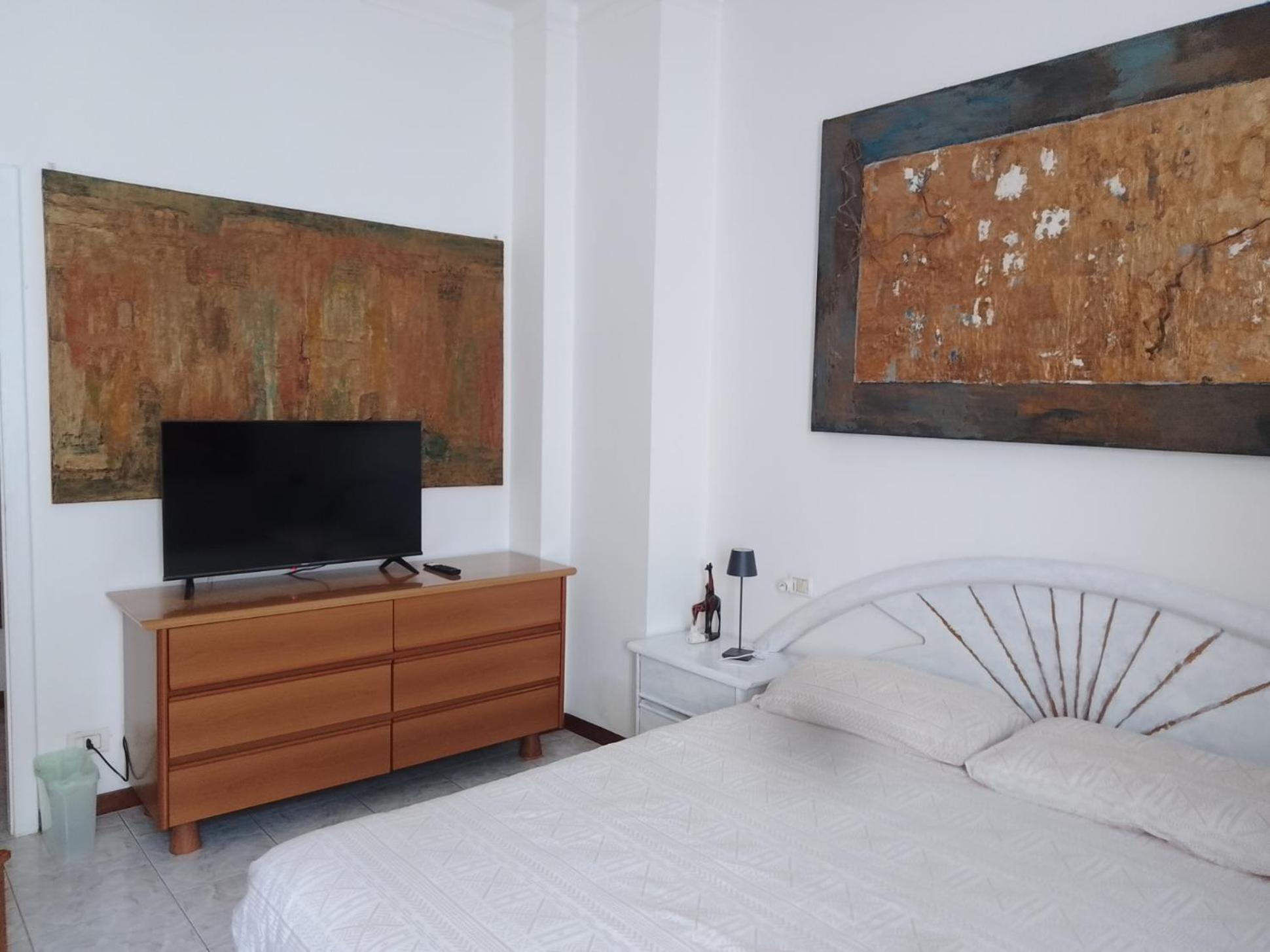 Art House Guest house *